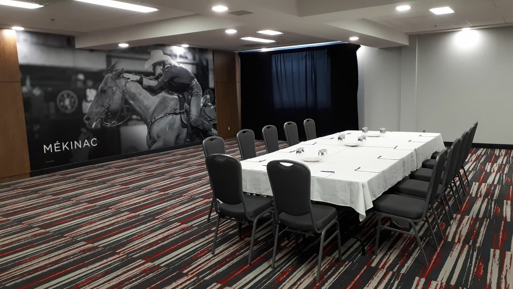 Delta Hotels By Marriott Trois Rivieres Conference Centre Exterior photo
